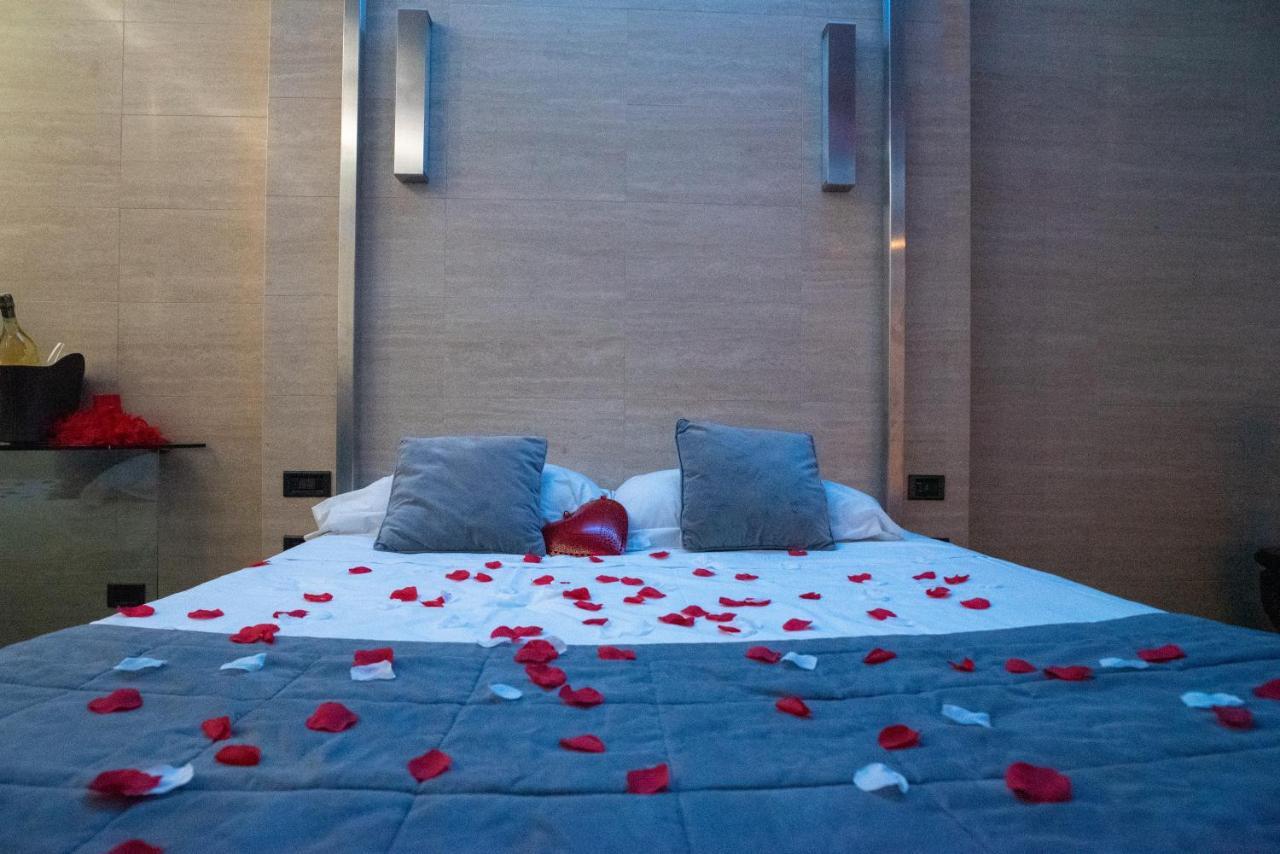 Hotel Europa Палаццоло-сулл'Ольо Экстерьер фото